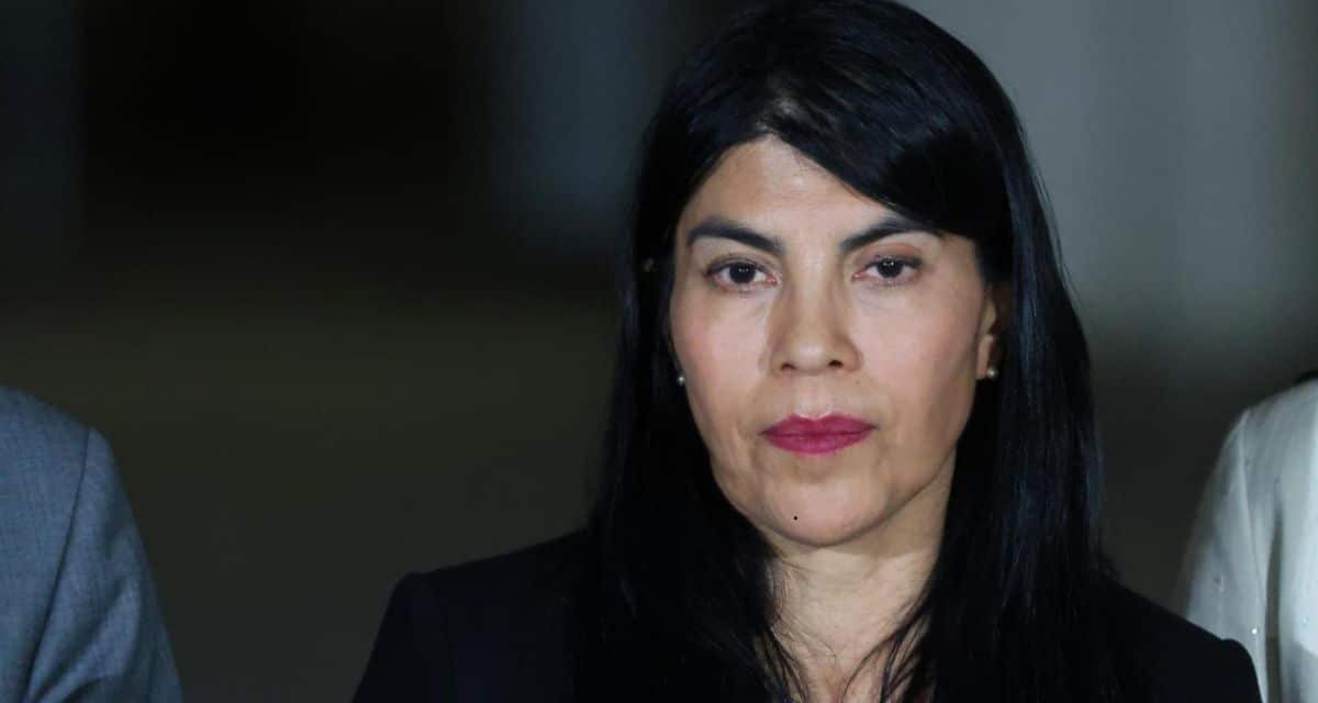 Ximena Linconao enfrenta cuestionamientos internos en el Ministerio de Ciencia