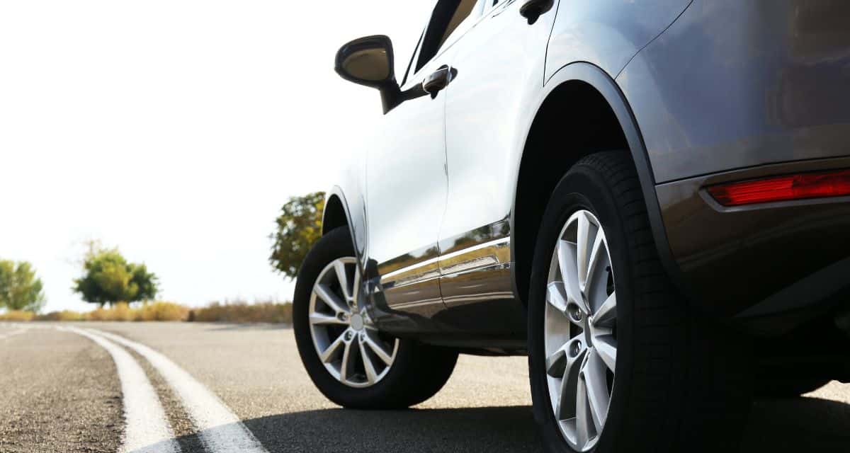 Alerta de seguridad Sernac para vehículos Ford, Lexus y Audi en Chile