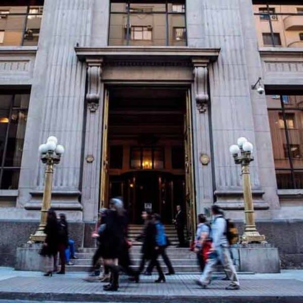 Banco Central revela nuevas cifras de crecimiento e inflación para Chile en el Ipom de junio