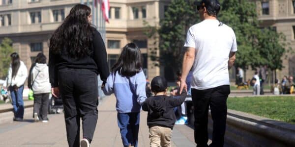 Bono de 30 mil pesos beneficiará a familias del Registro Social de Hogares con hijos de 0 a 13 años