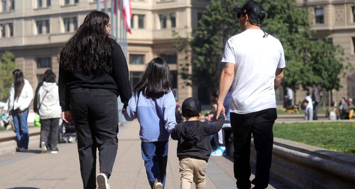 Bono de 30 mil pesos beneficiará a familias del Registro Social de Hogares con hijos de 0 a 13 años