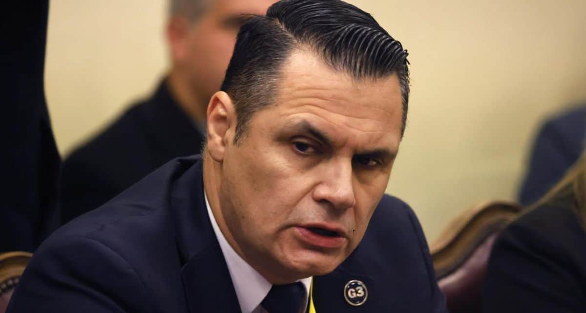 Claudio Crespo declara ante comisión investigadora por el estallido social
