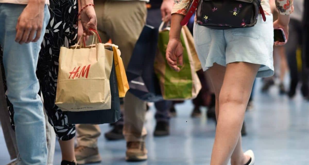 Feriado irrenunciable en elecciones podría terminar para permitir apertura del comercio en días de votación