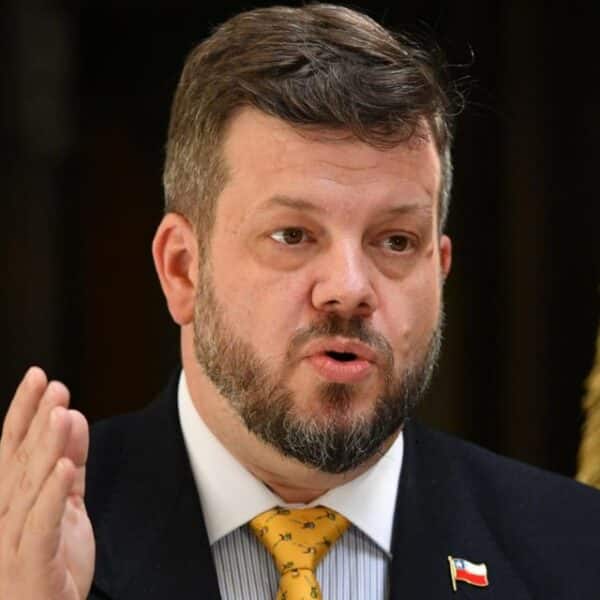 Johannes Kaiser cuestiona a Guillermo Ramírez por discusión sobre indultos