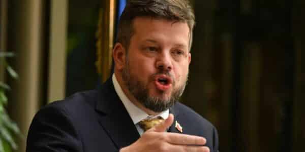 Johannes Kaiser acusó manipulación en pregunta de Cadem sobre levantamiento del secreto bancario