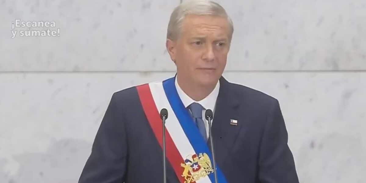 Kast defiende recortes fiscales y beneficios sociales en Cuenta Pública 2026
