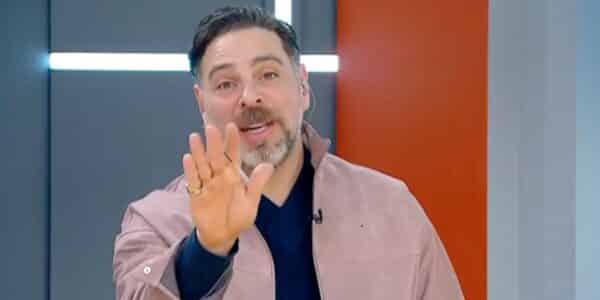 Katherine Ibáñez volvió al matinal Mucho Gusto de Mega y fue recibida por José Antonio Neme y Karen Doggenweiler.