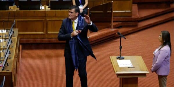 Leandro Kunstmann enfrenta críticas por viaje al Caribe durante semana distrital
