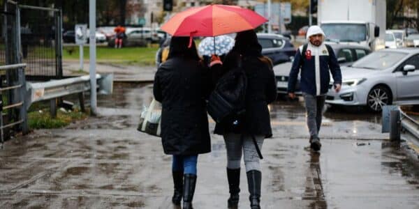 Lluvia en la Región Metropolitana se concentraría en comunas cordilleranas hacia el viernes