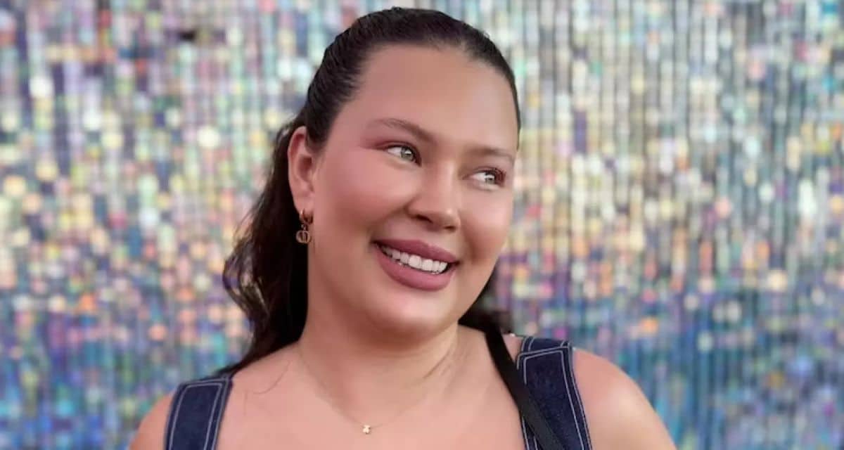 Michelle Carvalho comparte sesión de fotos y reflexiona sobre su sensualidad en Instagram