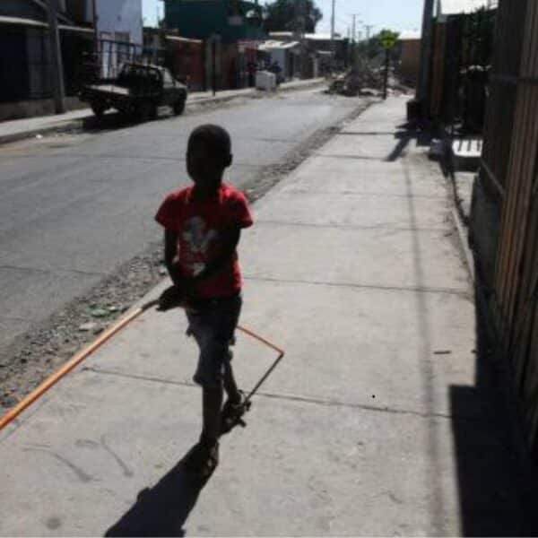 Niños haitianos fueron ubicados en Romeral en medio de investigación por ingreso masivo a Chile