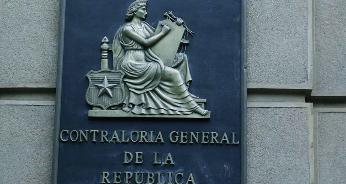 Permisos de circulación fueron renovados irregularmente en municipalidades pese a multas impagas