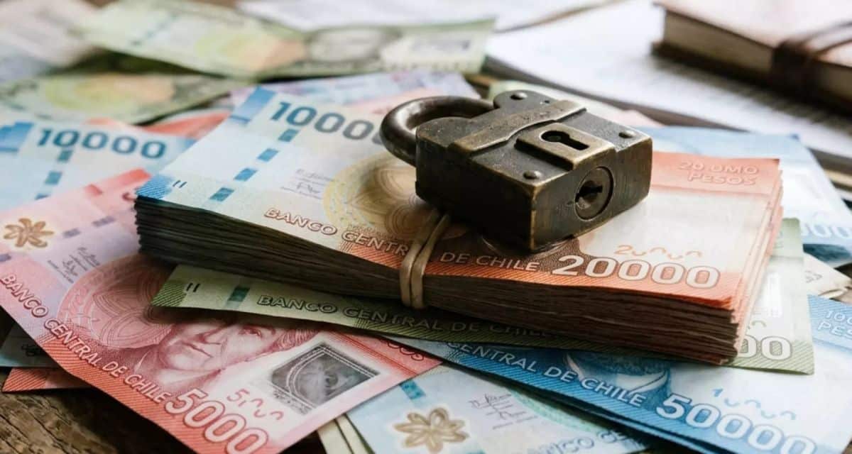 Secreto bancario fue abordado en encuesta Cadem con amplio apoyo ciudadano al levantamiento sin autorización judicial previa