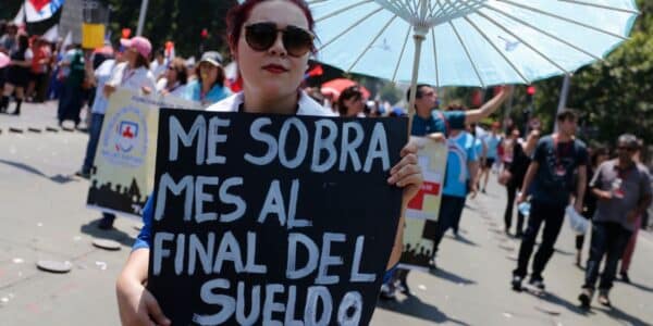 Sueldo mínimo en Chile sube tras aprobación del proyecto en la Cámara de Diputados