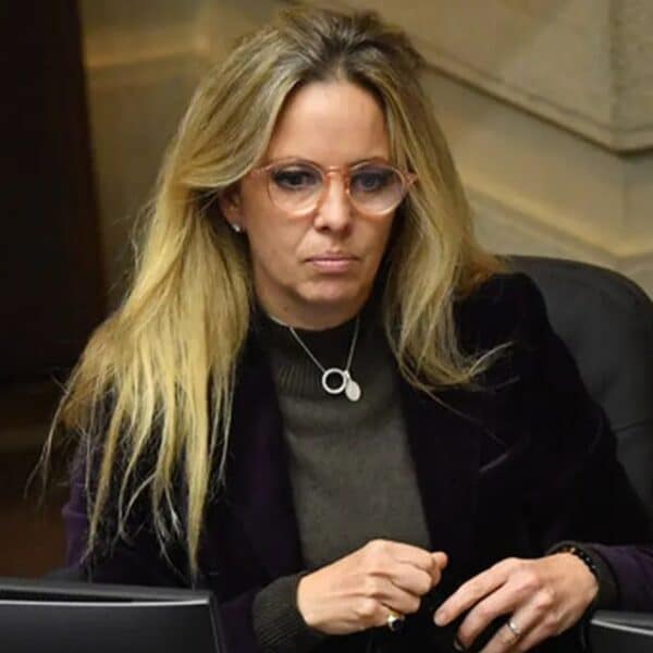 Vanessa Kaiser durante debate legislativo sobre artes marciales obligatorias en colegios de Chile