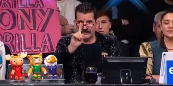 Vasco Moulian durante su duro reto a Yiego Pizarro en Fiebre de Baile