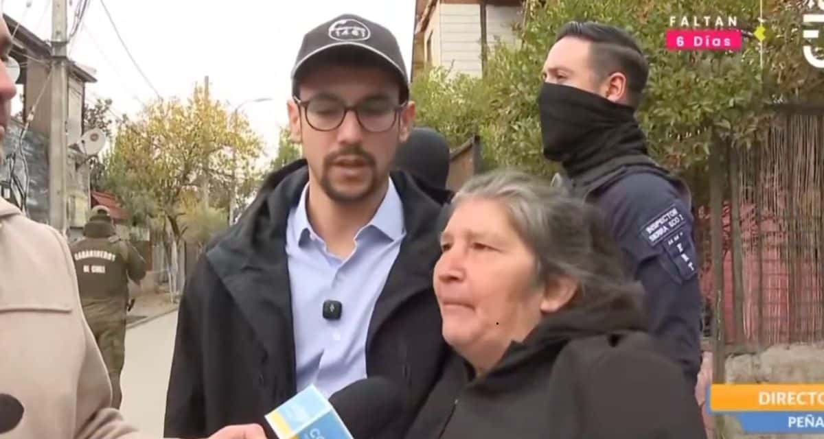 Vecina de Peñalolén toma micrófono durante despacho televisivo y lanza críticas a Kast