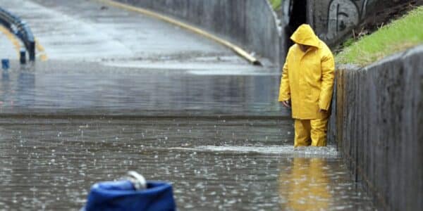 Alarma Meteorológica en Coquimbo, Valparaíso y la Región Metropolitana por lluvias extremas