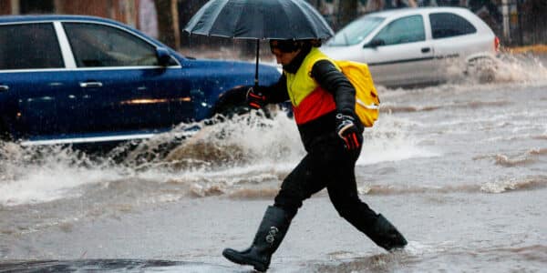 Alerta meteorológica por precipitaciones y isoterma alta en tres regiones del sur de Chile