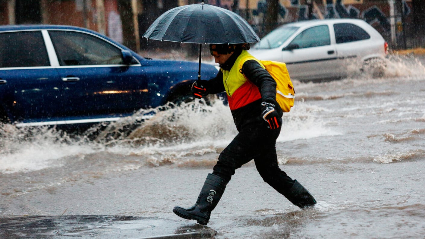 Alerta meteorológica por precipitaciones y isoterma alta en tres regiones del sur de Chile