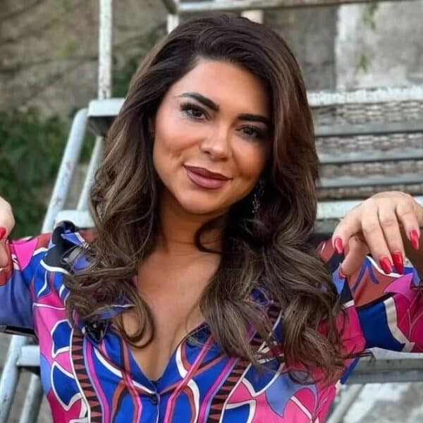 Antonella Ríos genera debate en Instagram tras mostrar nuevo retoque y evaluación corporal