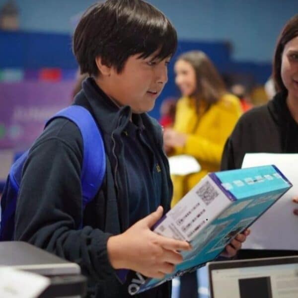 Beca TIC 2026 permite revisar con el RUT si un estudiante recibirá un computador gratis