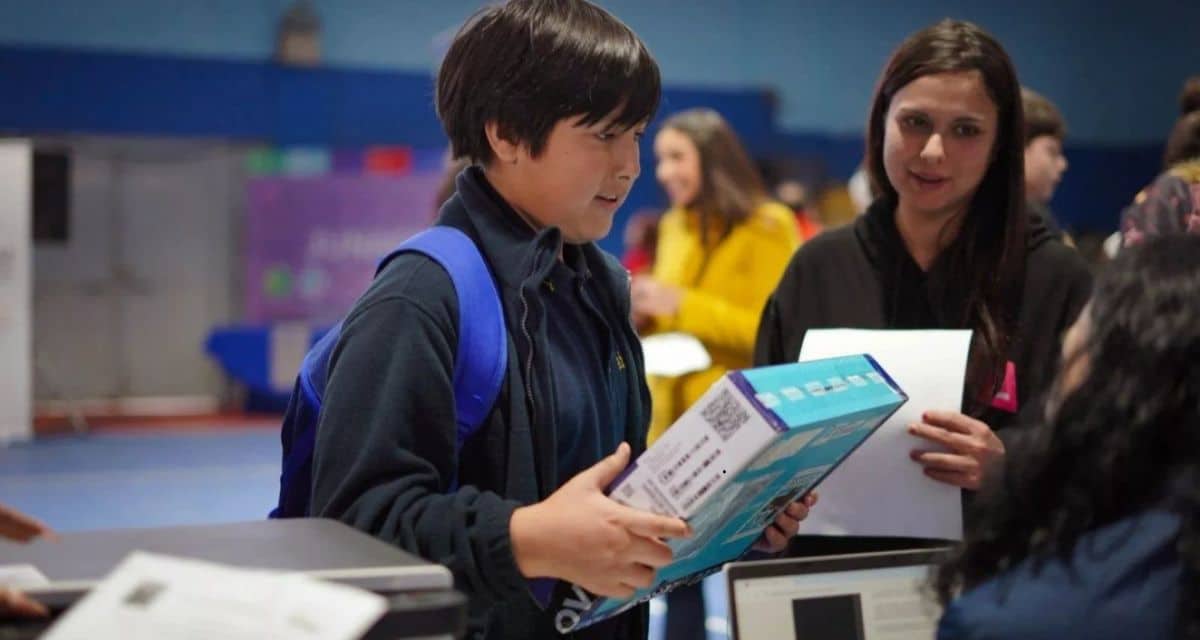 Beca TIC 2026 permite revisar con el RUT si un estudiante recibirá un computador gratis