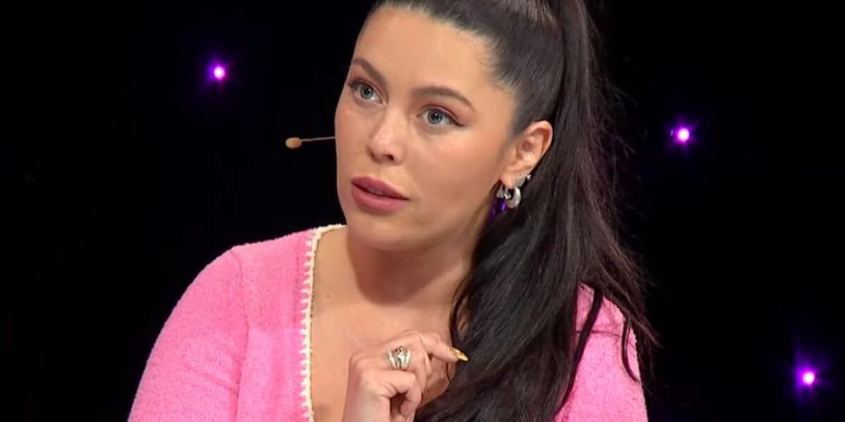 Daniela Aránguiz durante una aparición televisiva en la que habló sobre sus raíces familiares