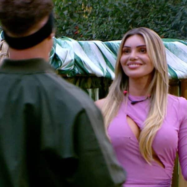 Faloon Larraguibel ingresa a Volverías con tu Ex 2 y sorprende a Raimundo Cerda