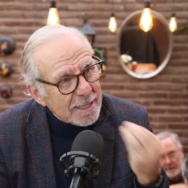 Fernando Paulsen cuestiona el manejo comunicacional del Gobierno durante el podcast Peyo
