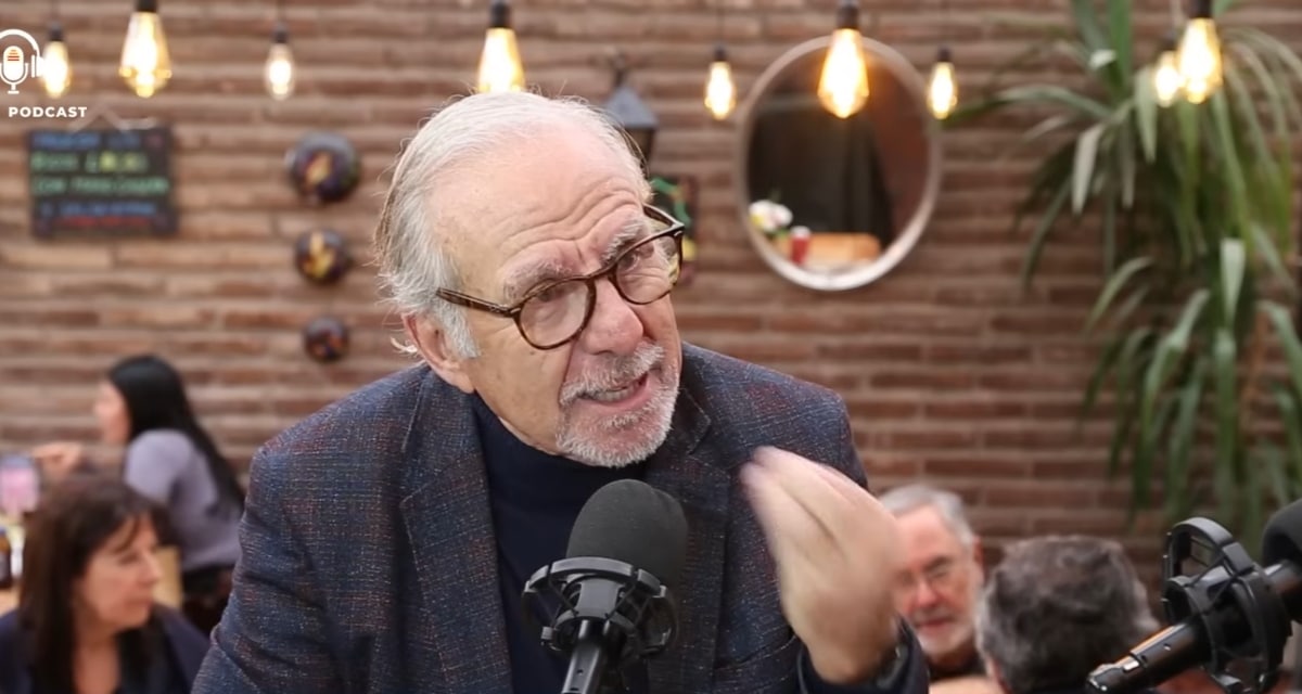 Fernando Paulsen cuestiona el manejo comunicacional del Gobierno durante el podcast Peyo