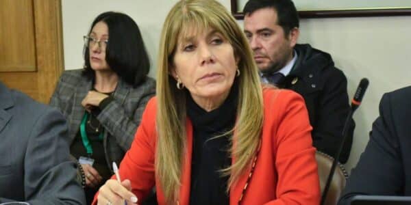 Ministra Ximena Rincón explica el decreto de racionamiento eléctrico preparado ante la escasez hídrica en Chile