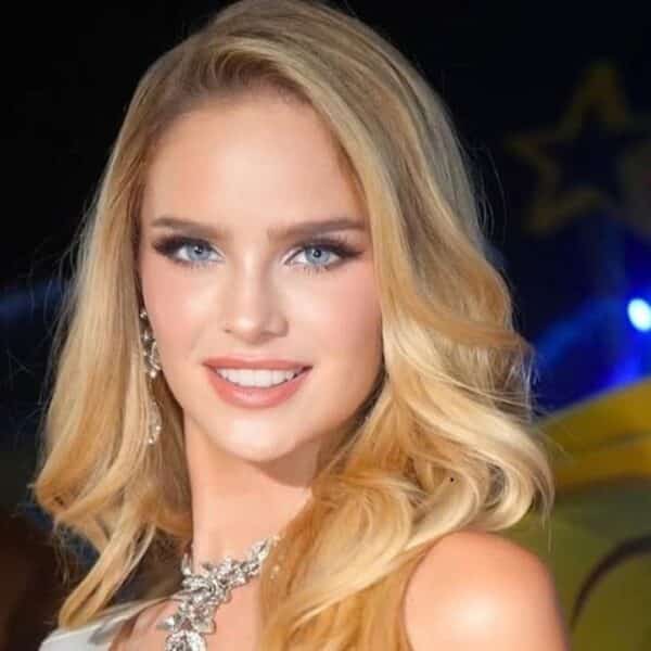 Inna Moll comparte fotografías familiares para despedir a su abuelo tras su fallecimiento
