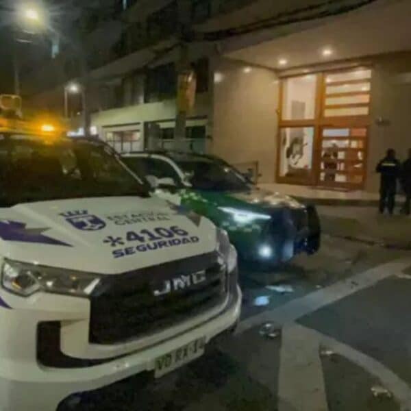 Carabineros investiga la muerte en Estación Central ocurrida al interior de un departamento