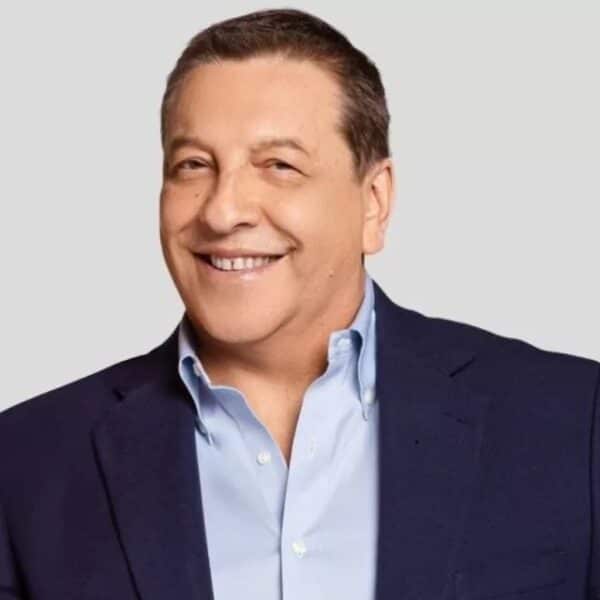 Julio César Rodríguez es vinculado a supuestas conversaciones íntimas con una conocida influencer