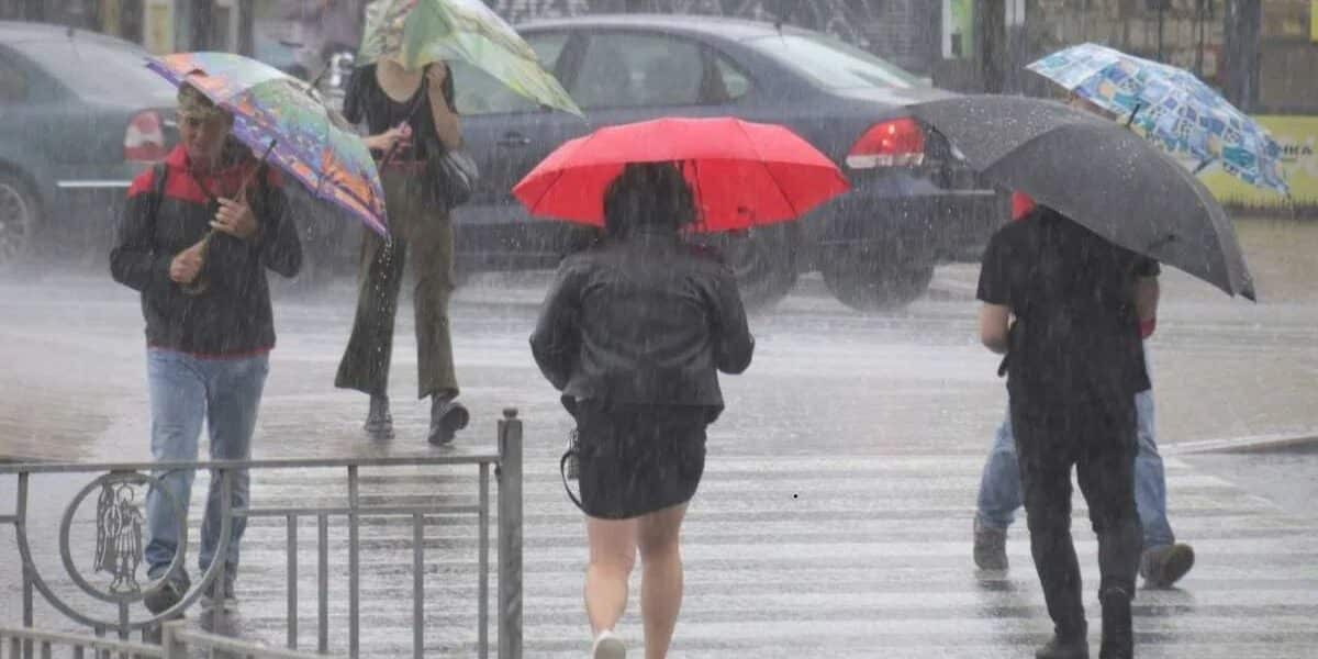 Lluvias en la zona central regresan con mayor intensidad y posibles tormentas eléctricas