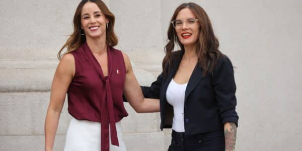 Mara Sedini cuestiona las comparaciones con Camila Vallejo durante una entrevista televisiva