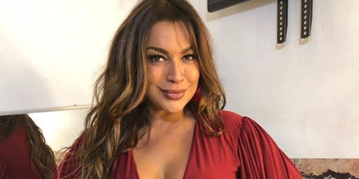Marlen Olivari luce renovada apariencia con ajustado body negro durante ensayo con su equipo de baile