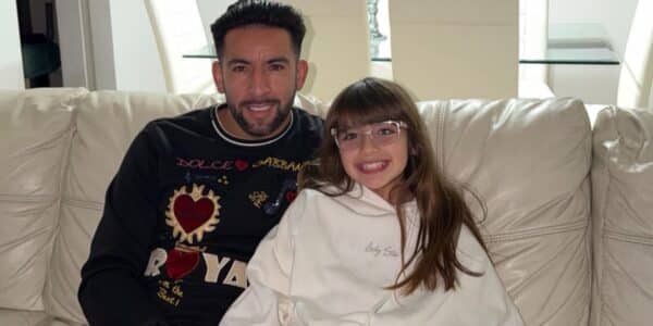 Mauricio Isla se despide de su hija Luz Elif antes de su viaje a Europa