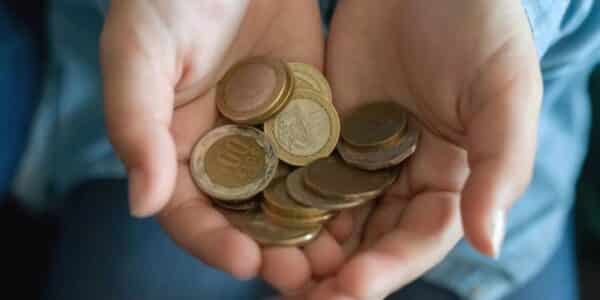 Moneda chilena de 10 centavos acuñada en bronce en 1976 puede venderse por hasta $1 millón