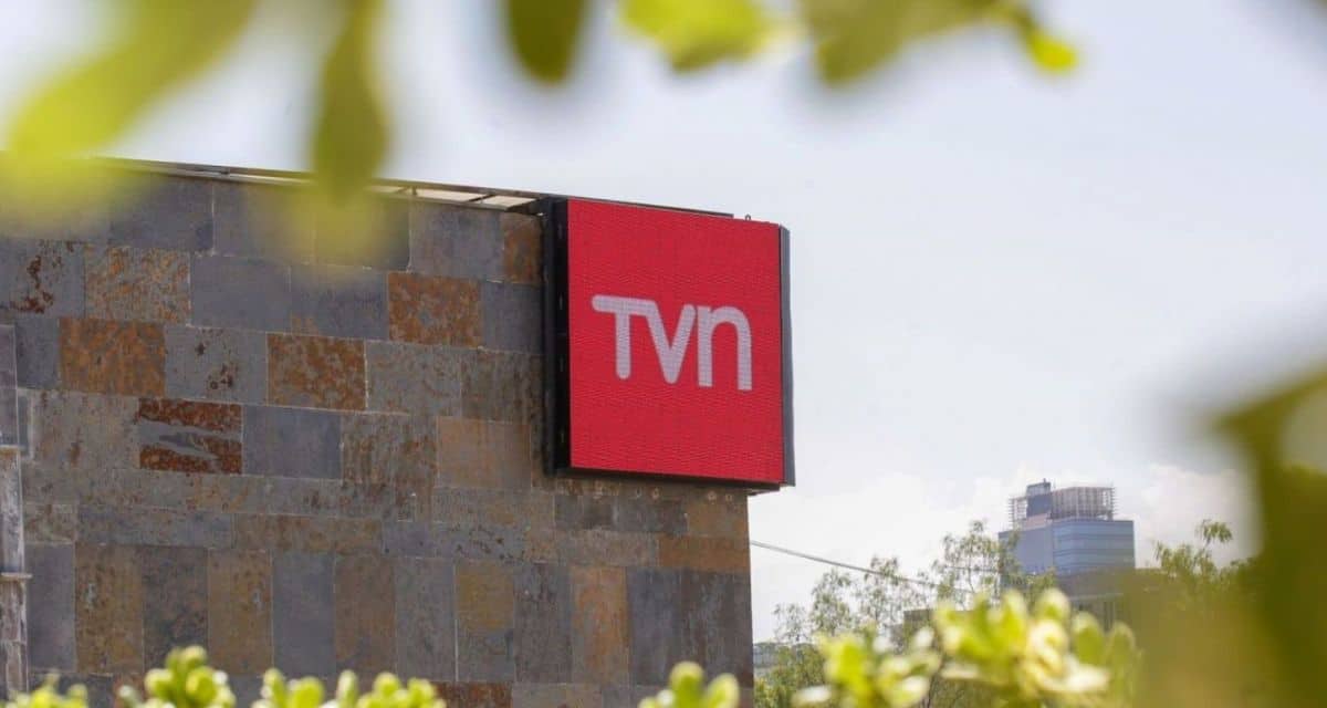 Santiago Pavlovic permanece con licencia médica luego de sufrir un accidente en dependencias de TVN