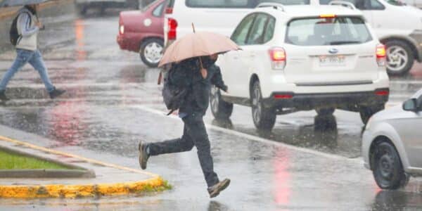 Sistema frontal deja aviso meteorológico para la Región Metropolitana, O’Higgins, Maule, Ñuble y Biobío