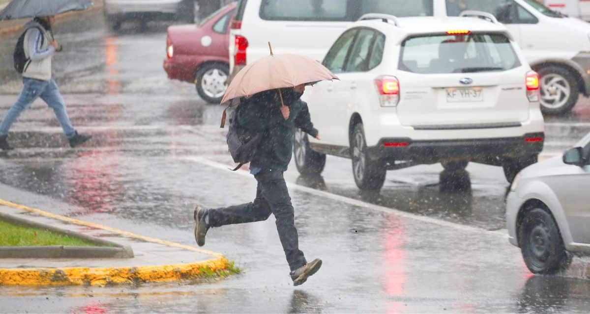 Sistema frontal deja aviso meteorológico para la Región Metropolitana, O’Higgins, Maule, Ñuble y Biobío