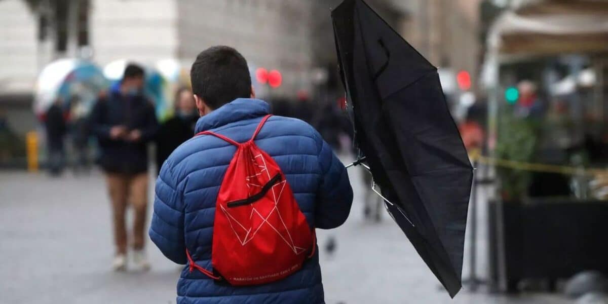 Sistema frontal afectará al Maule, Ñuble y Biobío con hasta 80 mm de lluvia y rachas de viento