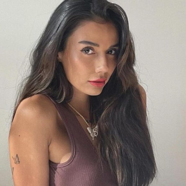 Steffi Méndez en bikini revela edición de foto por sus tatuajes