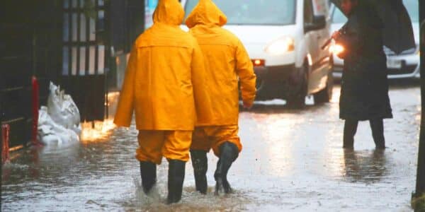 Tormenta perfecta podría causar inundaciones costeras y anegamientos en cuatro comunas de la Región Metropolitana