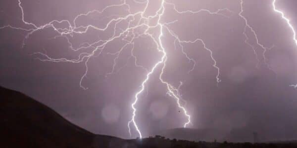Tormentas eléctricas previstas para sectores de La Araucanía, Los Ríos y Los Lagos