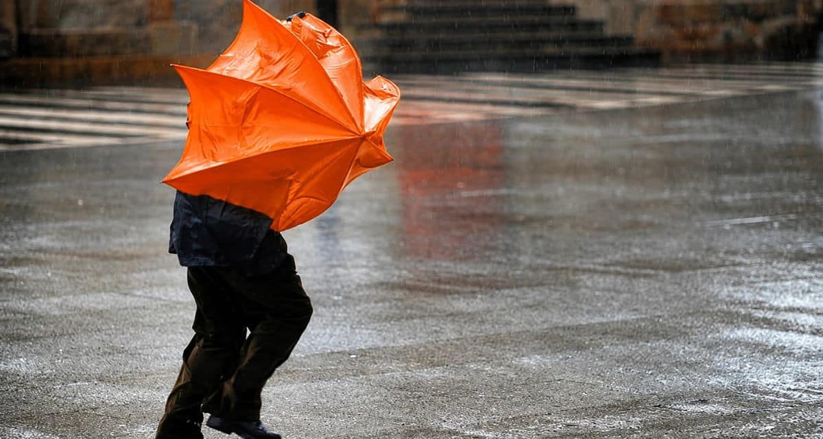 Alerta por vientos de hasta 100 km/h en sectores cordilleranos de Antofagasta y Atacama