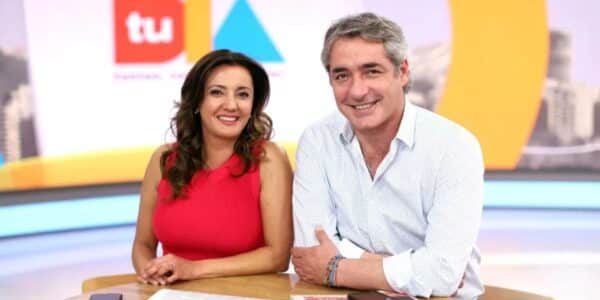 Fabián Morales en Tu Día realizando su primer despacho como notero del matinal de Canal 13