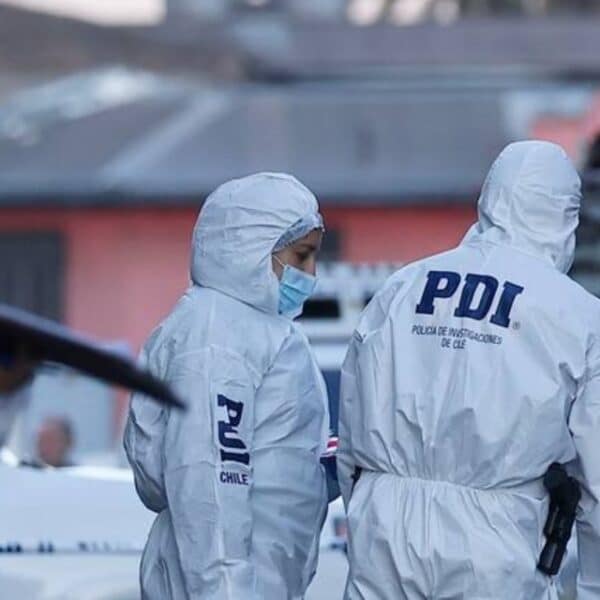 Mujer es encontrada sin vida en Recoleta.